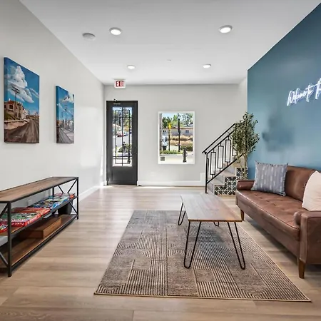 Single Bedroom - Queen Size. Heart Of Downtown Vista Exterior foto